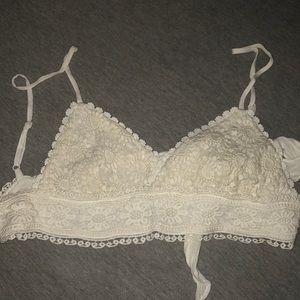 Crochet crop top (size S)